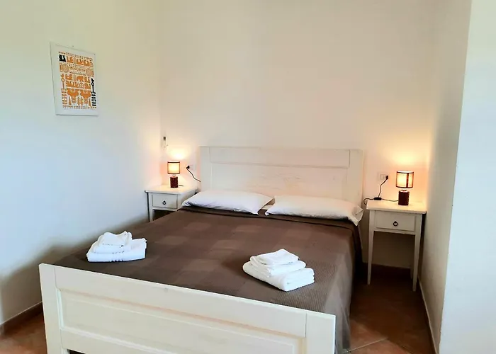 Bauernhof Orvile Posada (Sardinia)